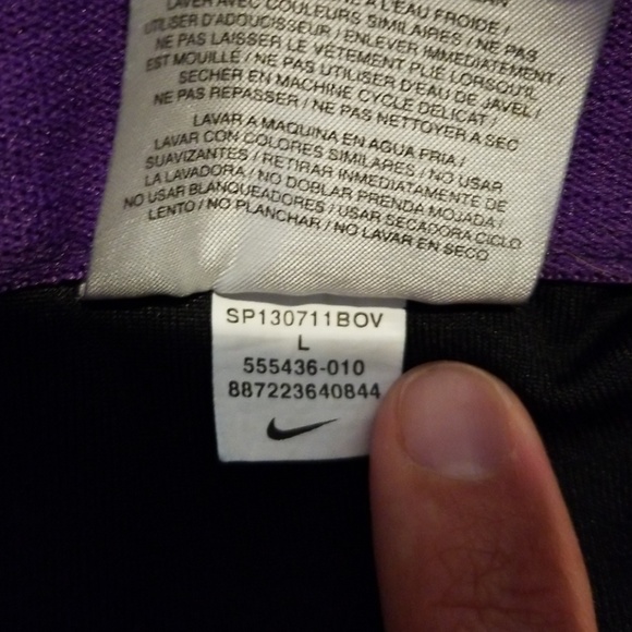 Nike crops - Picture 2 of 2